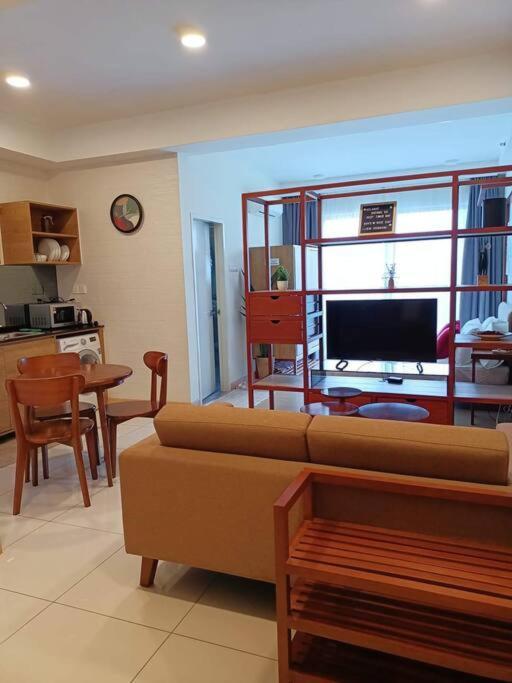 קואנטאן Timurbay Seafront Residence By Ozzy Azizi מראה חיצוני תמונה