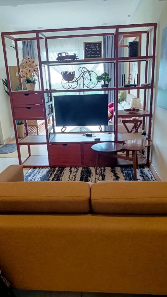 קואנטאן Timurbay Seafront Residence By Ozzy Azizi מראה חיצוני תמונה